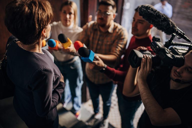 Press asking questions