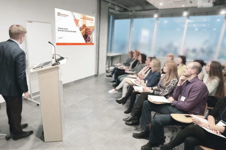 businessman conducts training for the business team